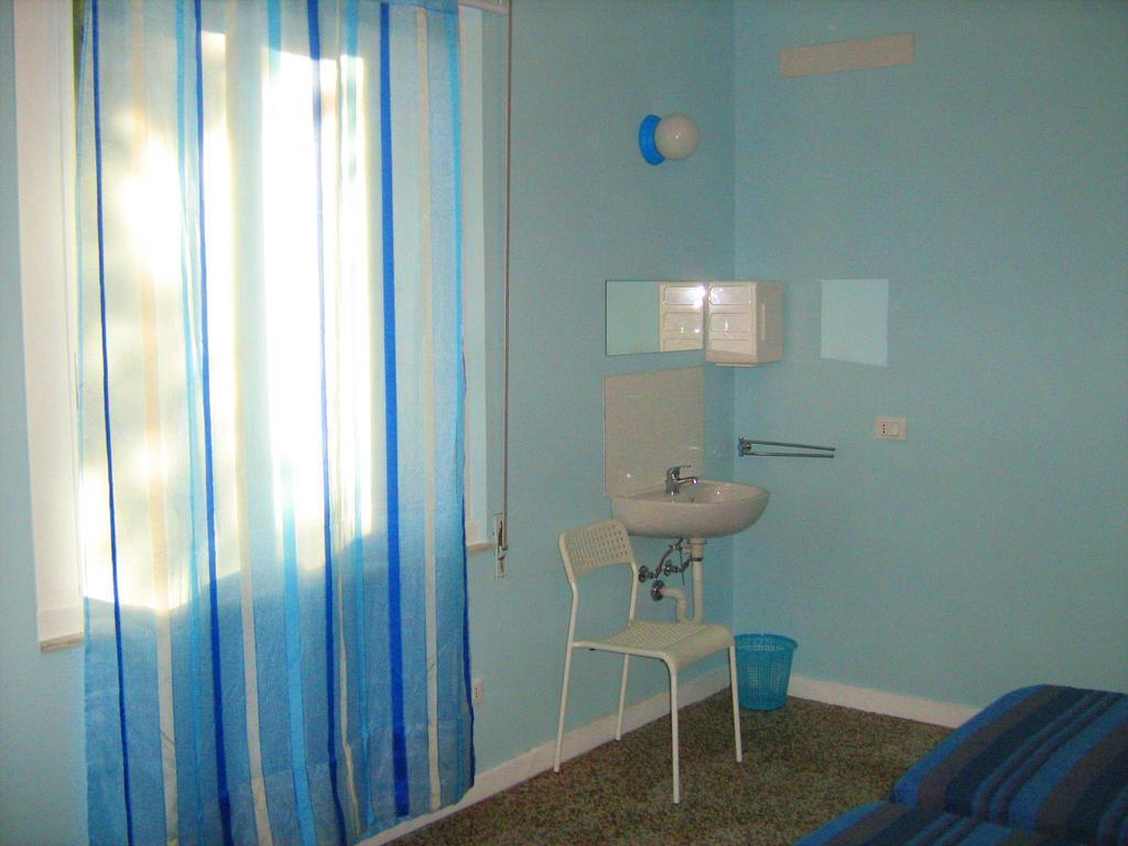 Sirenapop Concept B&B Rivazzurra Di Rimini Pokoj fotografie