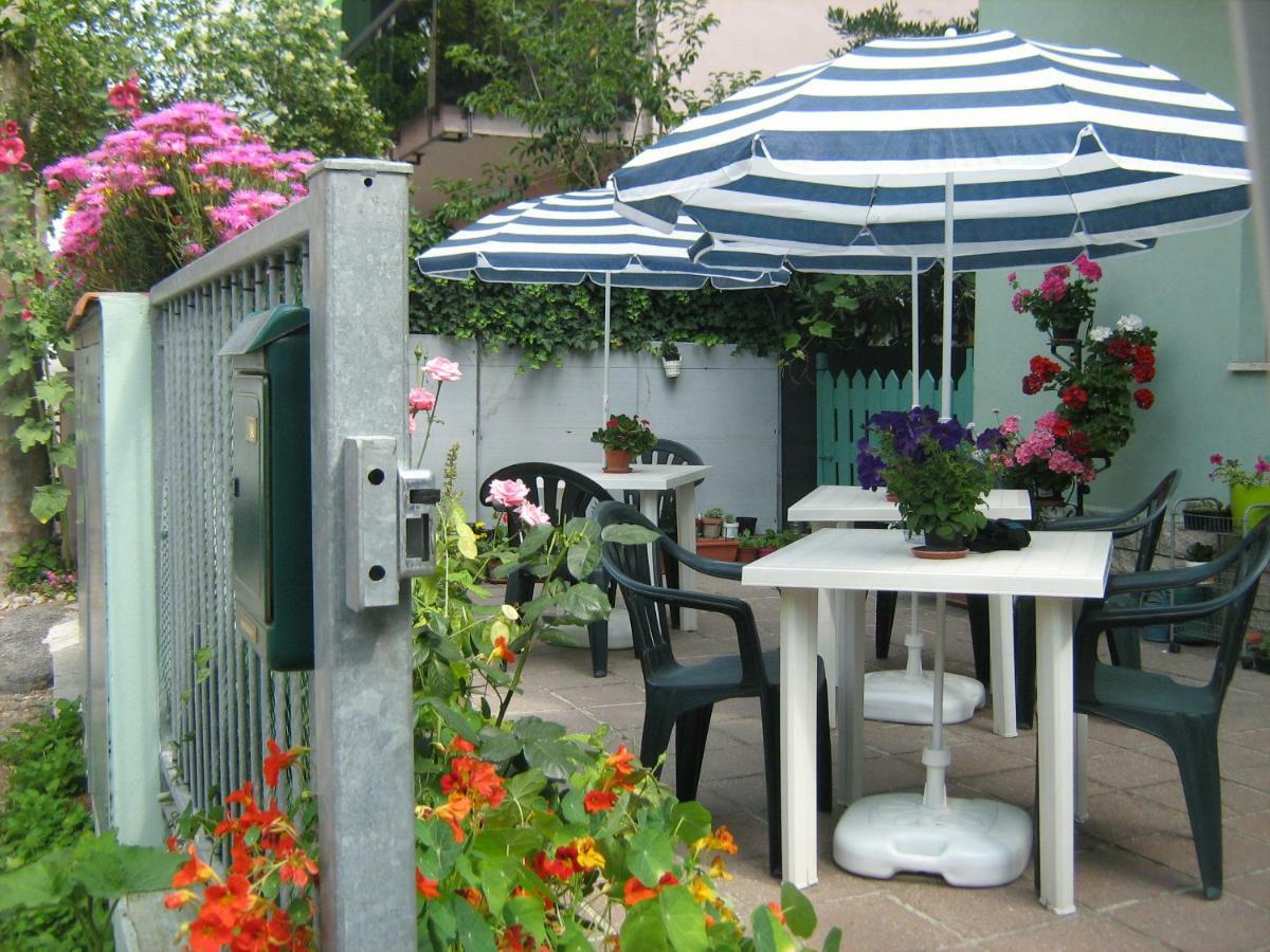 Sirenapop Concept B&B Rivazzurra Di Rimini Exteriér fotografie